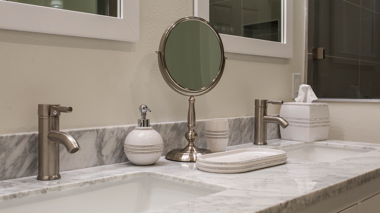 Photo of Bathroom in Warner Center