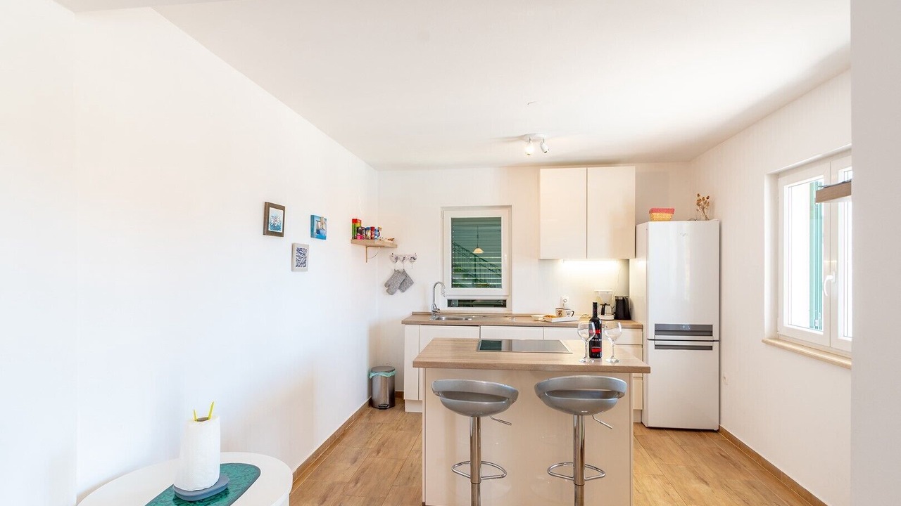 Photo of Kitchen in Potirna