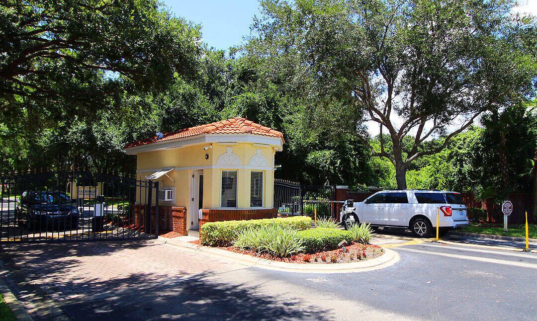 Photo of Outdoor in Lake Berkley