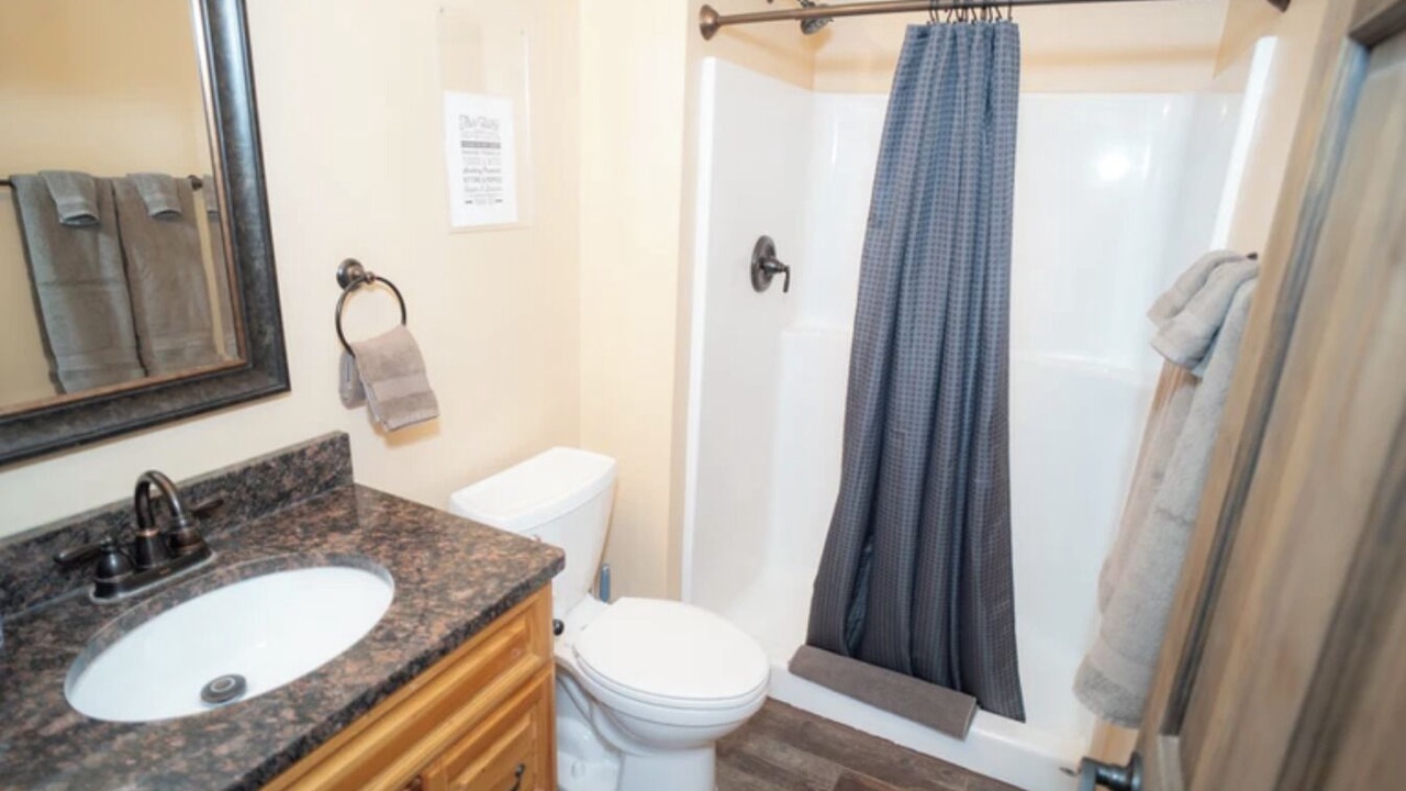 Photo of Bathroom in Attica