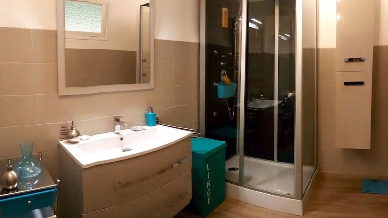 Photo of Bathroom in Saint-Sauveur-sur-Tinee