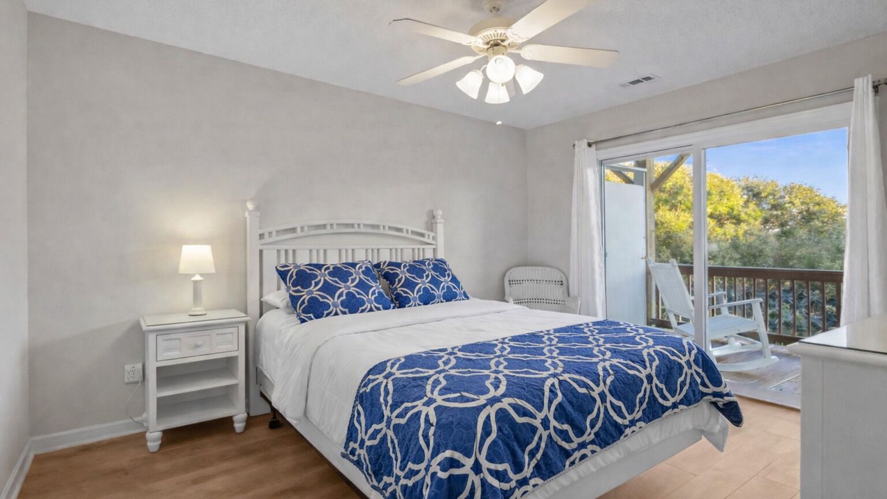 Photo of Bedroom in Emerald Isle