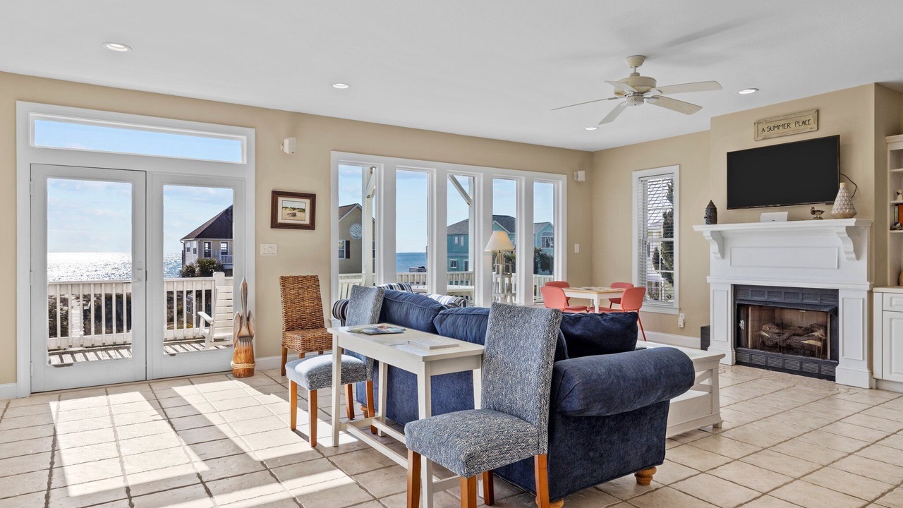 Photo of Livingroom in Emerald Isle