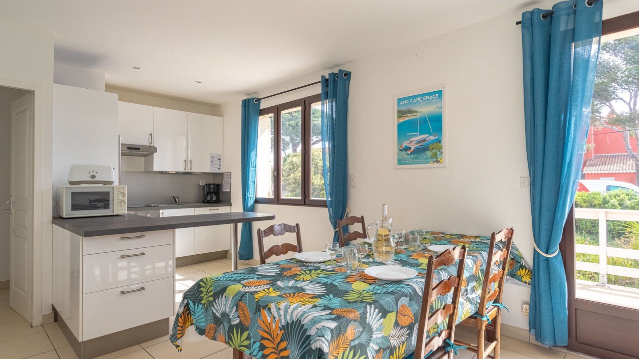 Photo of Bedroom in Hyeres