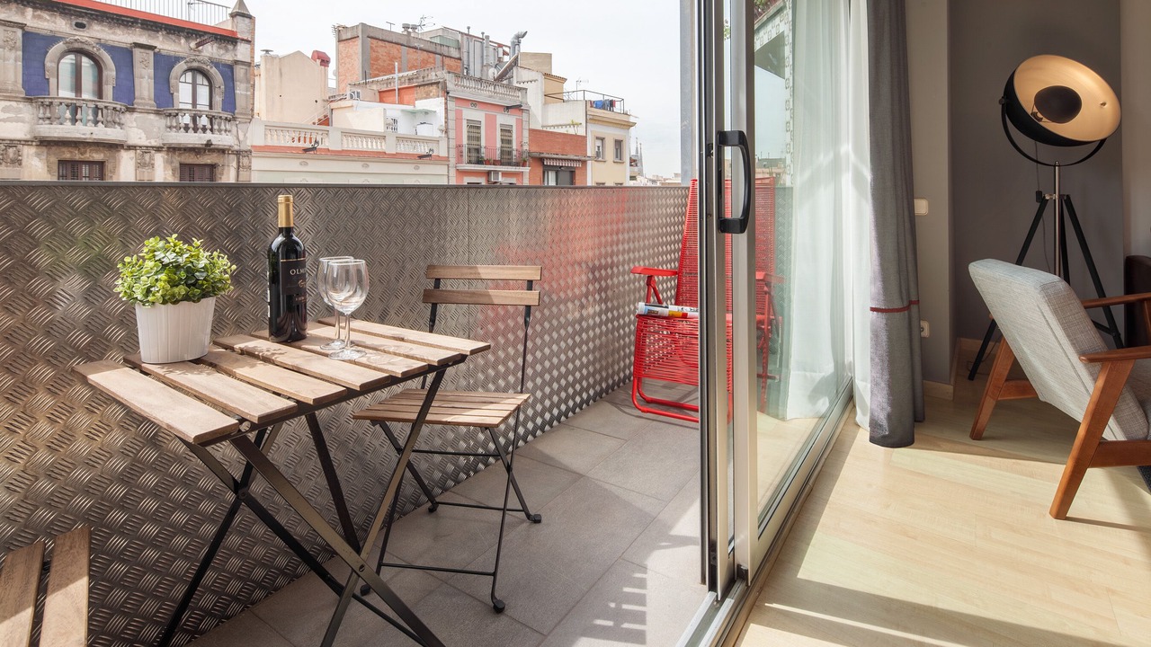 Photo of Outdoor in El Camp de l'Arpa del Clot