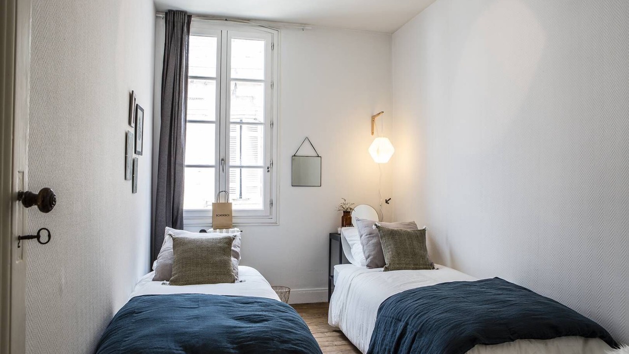 Photo of Bedroom in Hotel de Ville - Quinconces