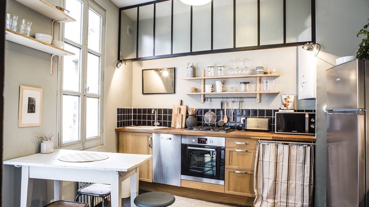 Photo of Kitchen in Hotel de Ville - Quinconces