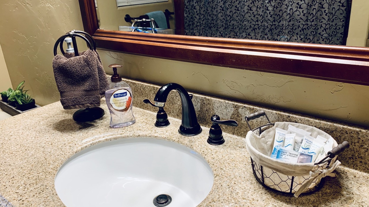 Photo of Bathroom in Hunt