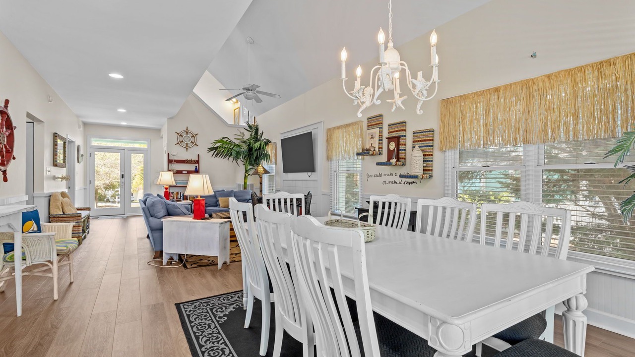Photo of Livingroom in Emerald Isle