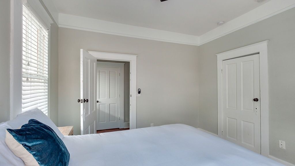 Photo of Bedroom in Thomas Square