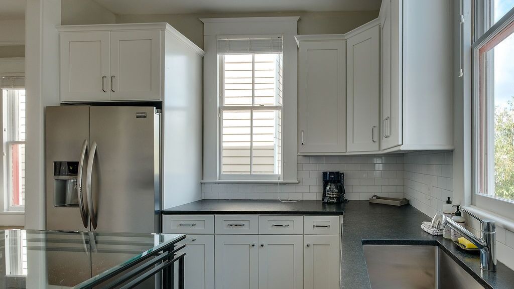 Photo of Kitchen in Thomas Square