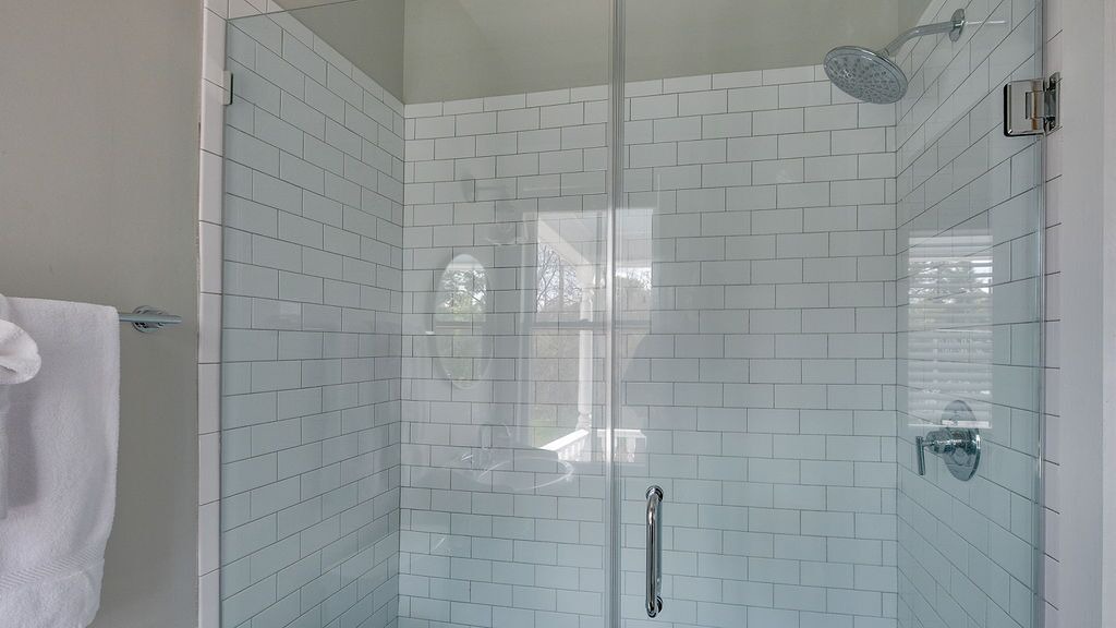Photo of Bathroom in Thomas Square
