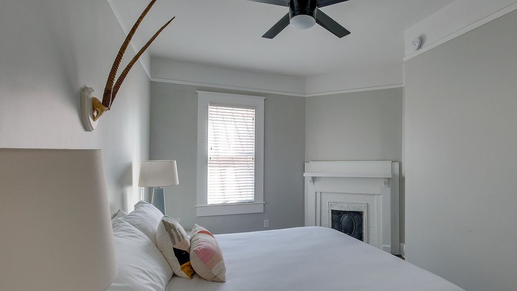 Photo of Bedroom in Thomas Square
