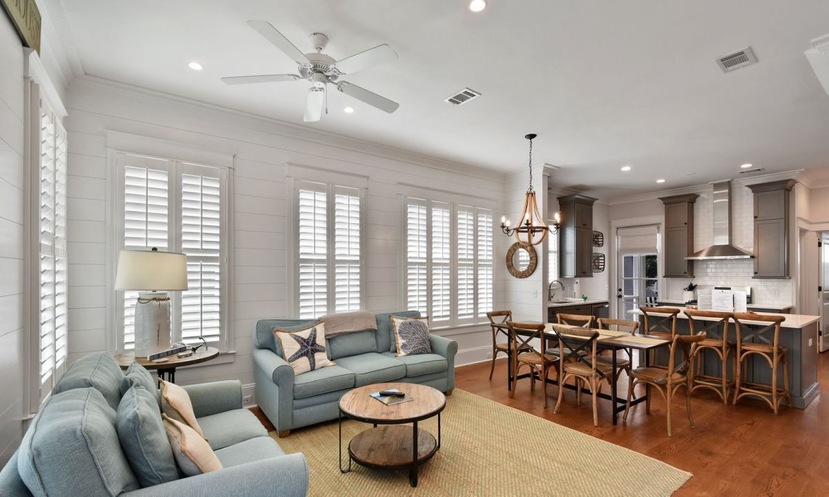 Photo of Livingroom in Jekyll Island