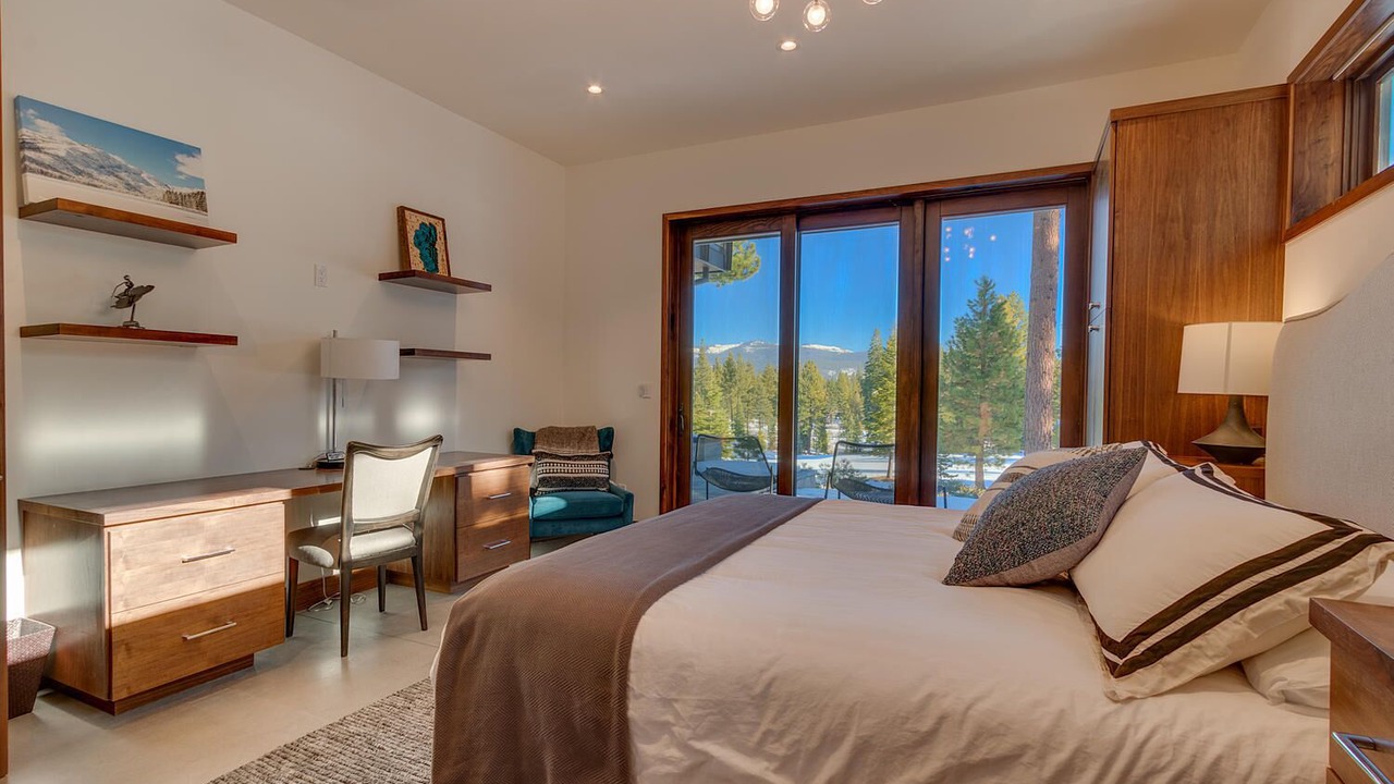 Photo of Bedroom in Ponderosa Palisades