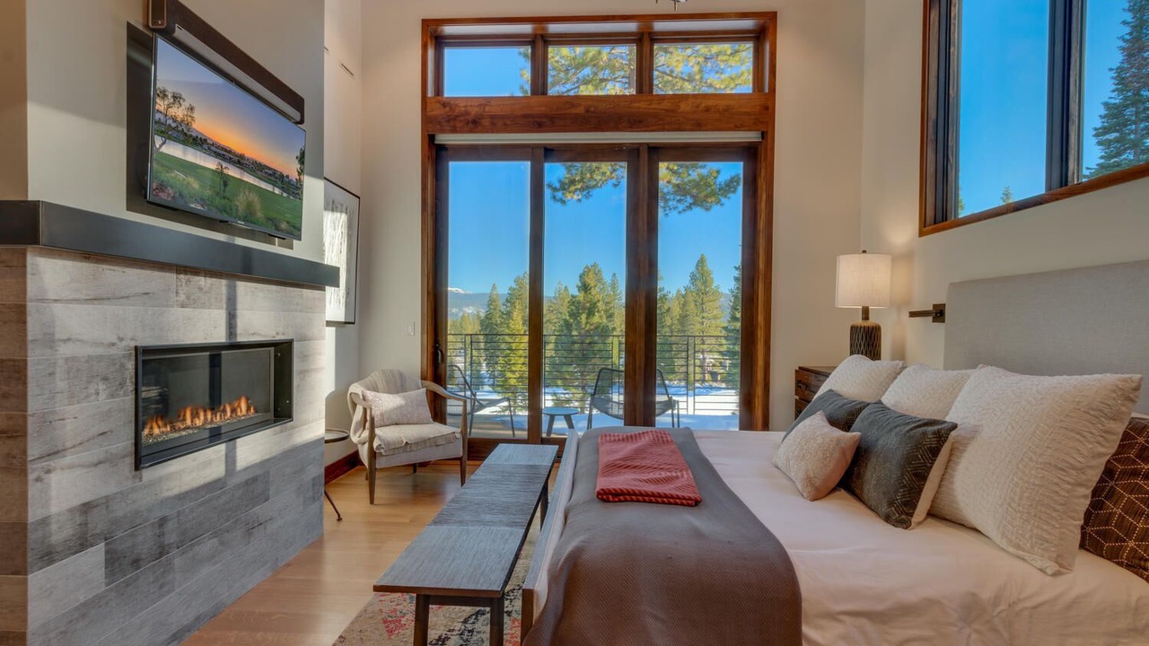 Photo of Bedroom in Ponderosa Palisades