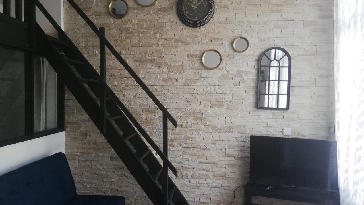 Photo of Livingroom in Echarcon