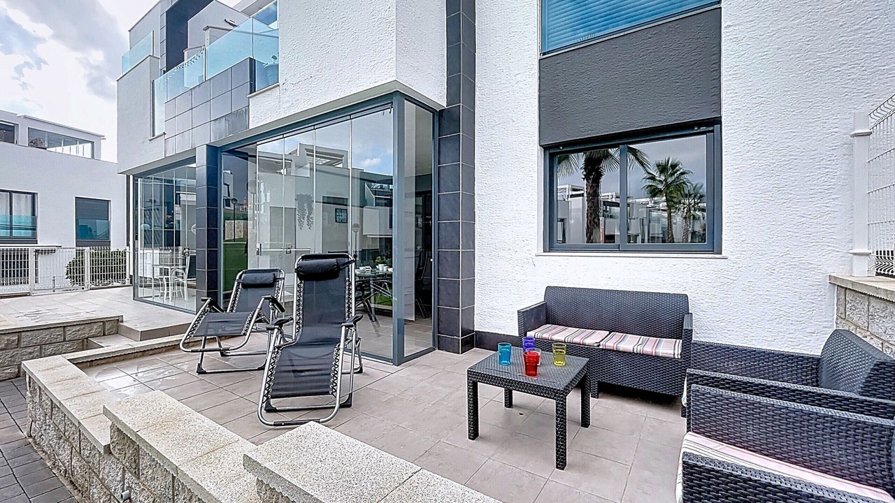 Photo of Patio Balcony in Los Altos