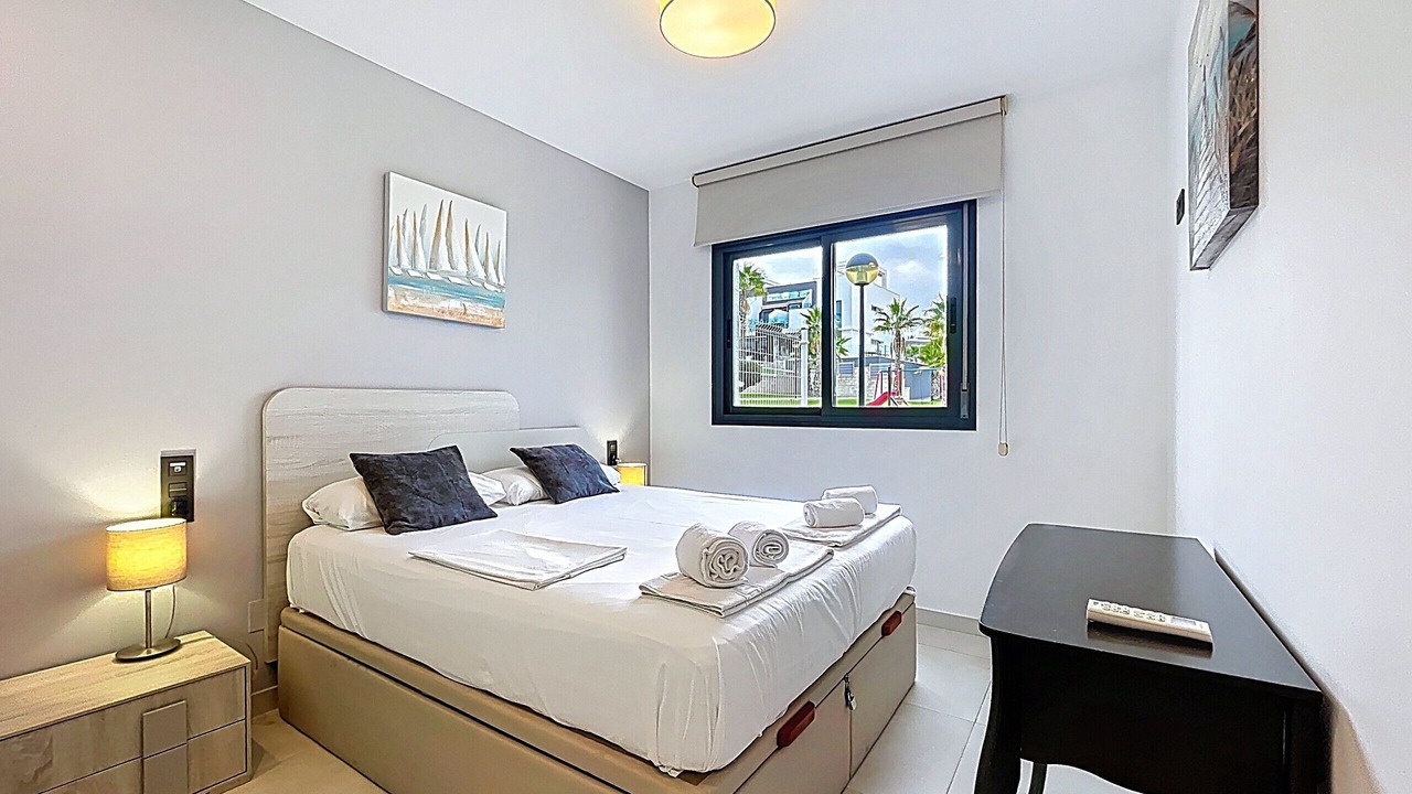 Photo of Bedroom in Los Altos
