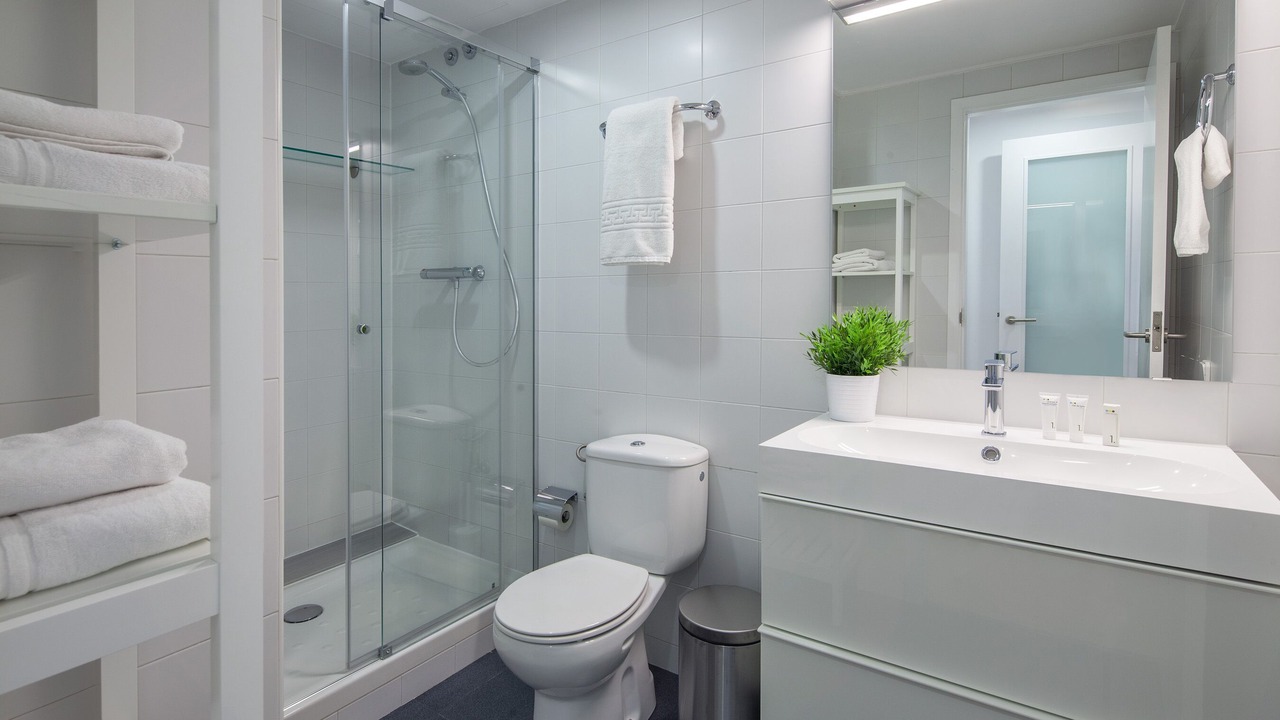 Photo of Bathroom in El Camp de l'Arpa del Clot