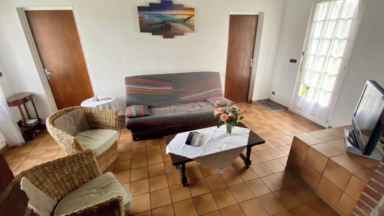 Photo of Livingroom in Tours-en-Vimeu