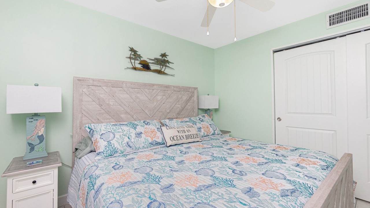 Photo of Bedroom in Englewood