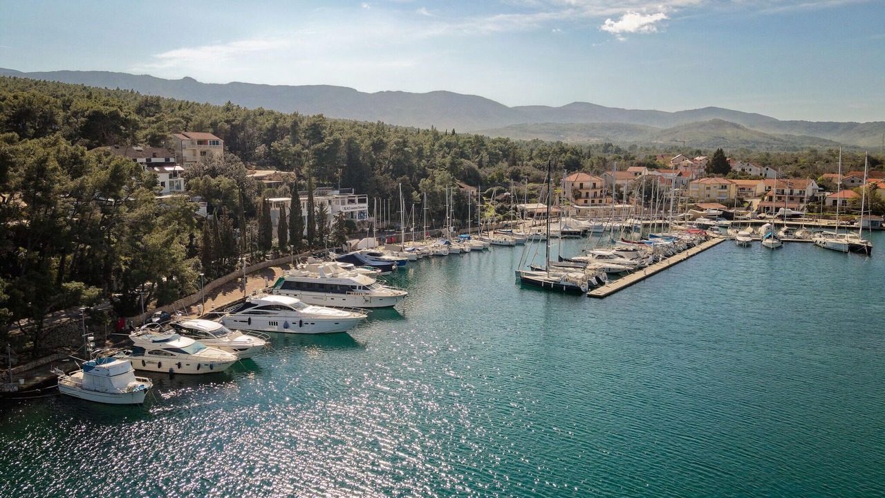 Photo of Others in Vrboska