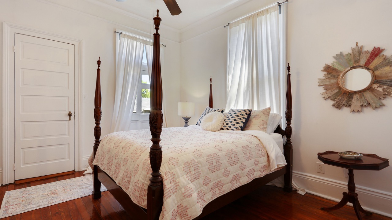 Photo of Bedroom in Uptown Historic District