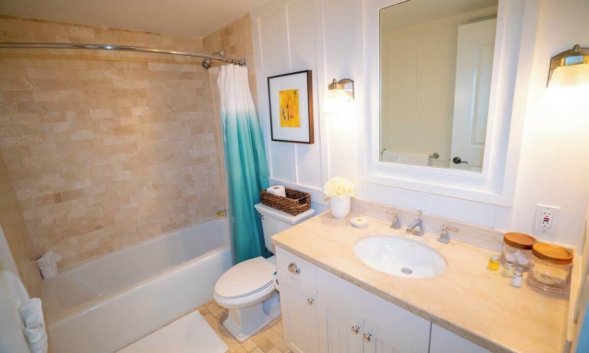 Photo of Bathroom in Kahuku