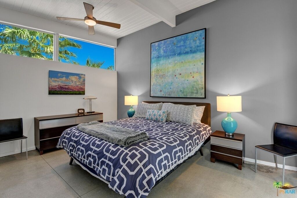 Photo of Bedroom in Racquet Club Estates