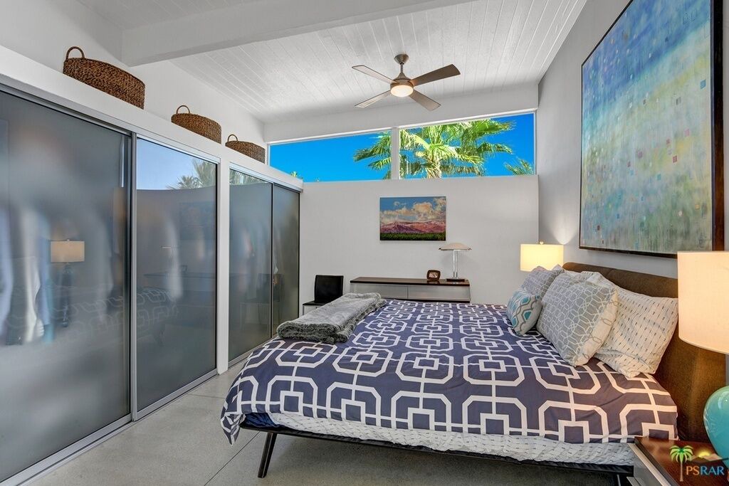 Photo of Bedroom in Racquet Club Estates