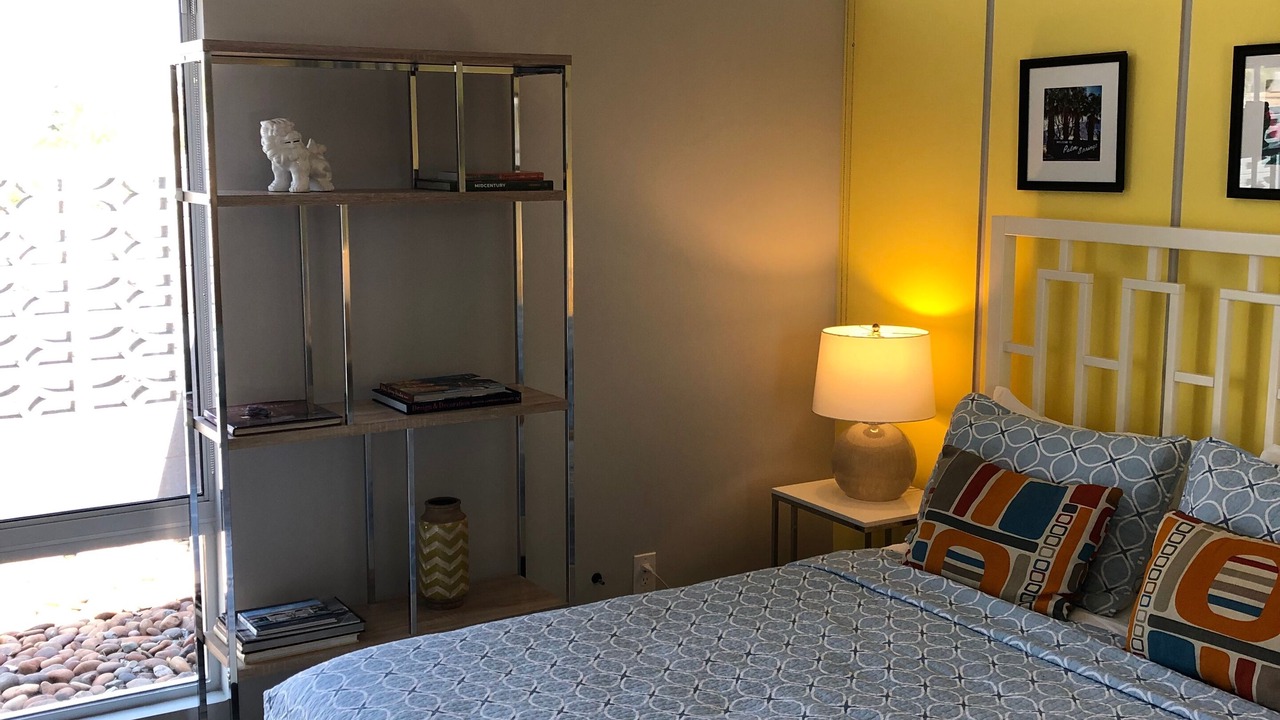 Photo of Bedroom in Racquet Club Estates