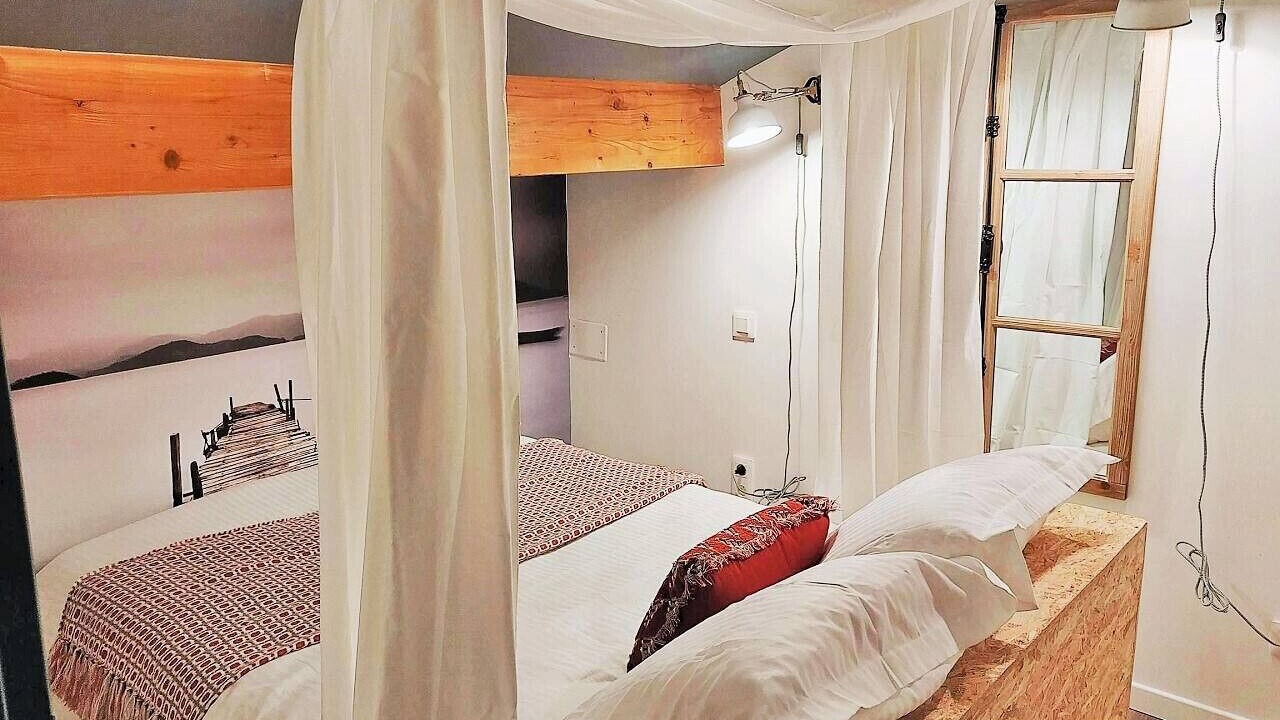 Photo of Bedroom in Peyrole