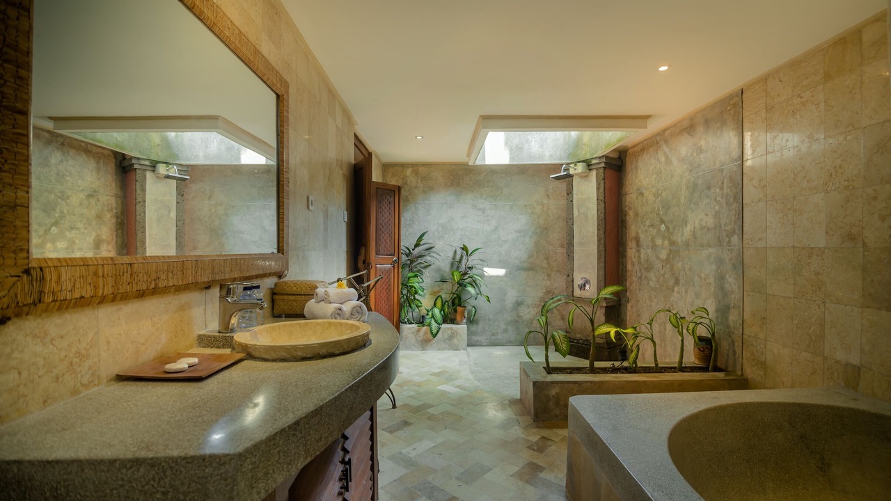 Photo of Bathroom in Tibubeneng