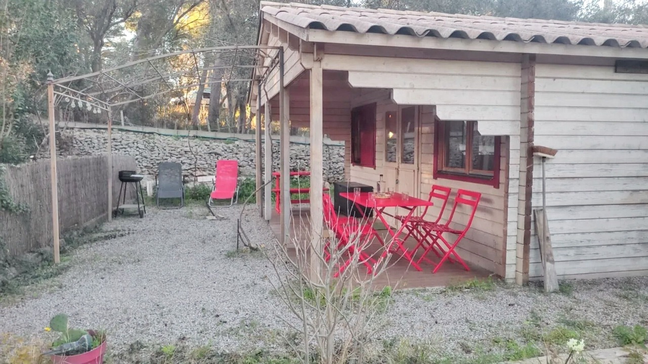 Photo of Outdoor in Poussan