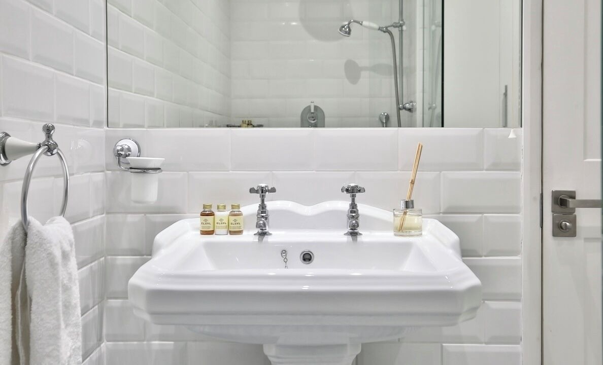 Photo of Bathroom in Rotherhithe