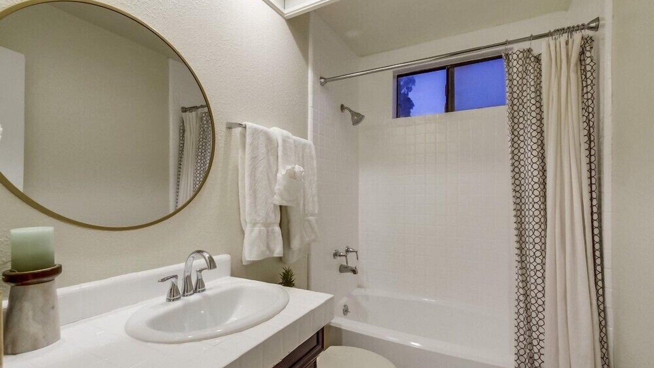 Photo of Bathroom in North Pacific Beach