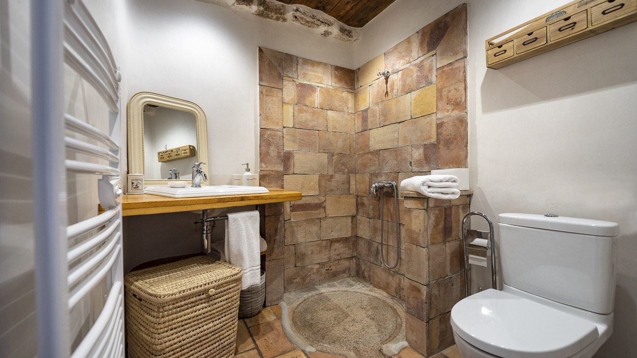 Photo of Bathroom in Bonifacio