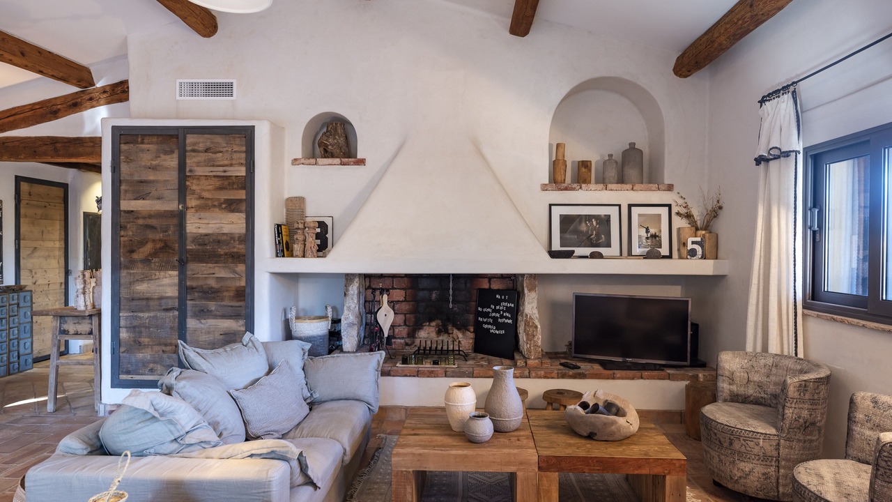 Photo of Livingroom in Bonifacio