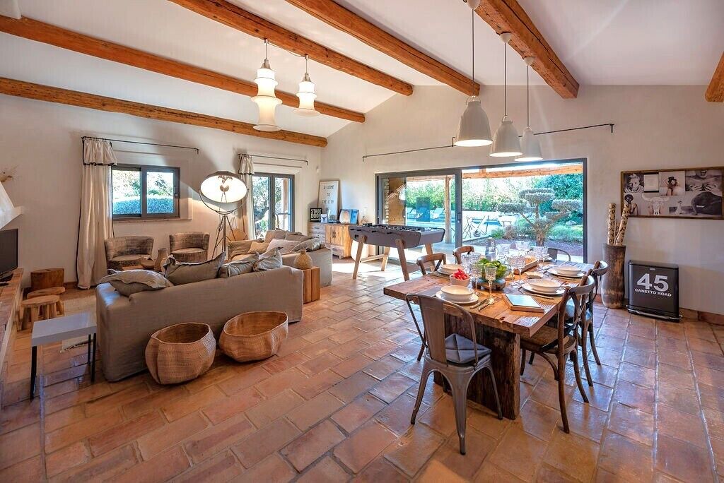 Photo of Others in Bonifacio