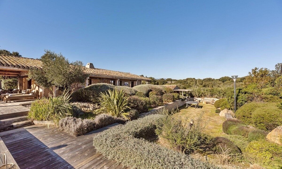 Photo of Patio Balcony in Bonifacio
