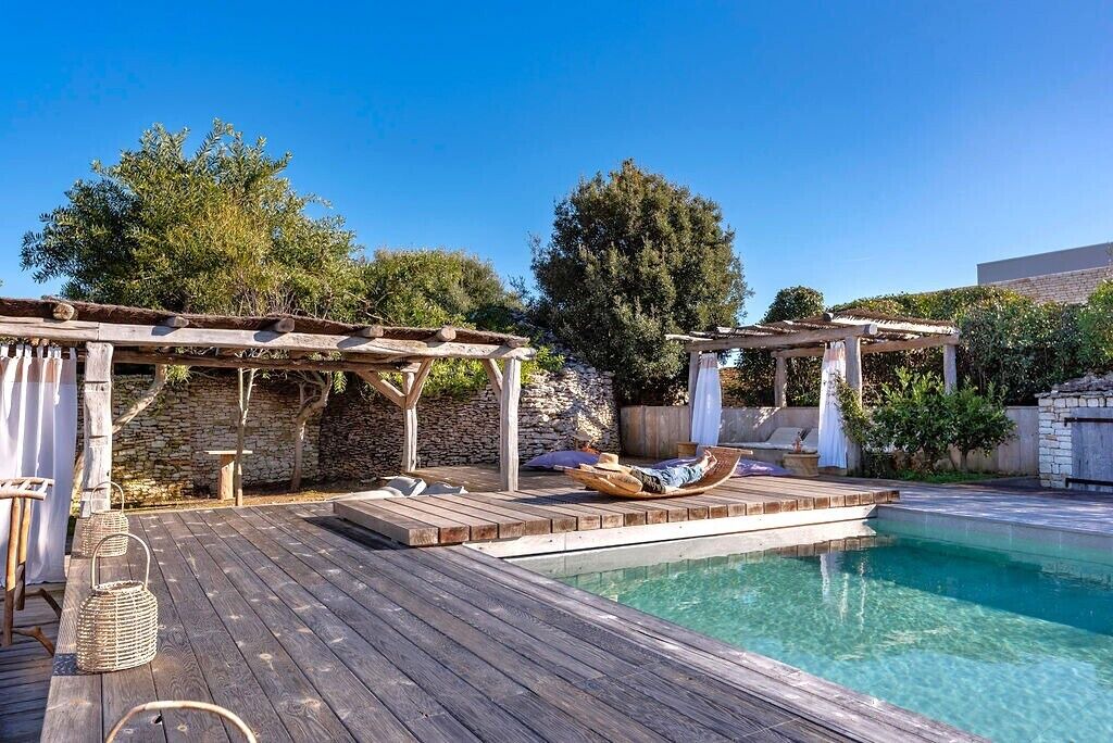 Photo of Outdoor in Bonifacio