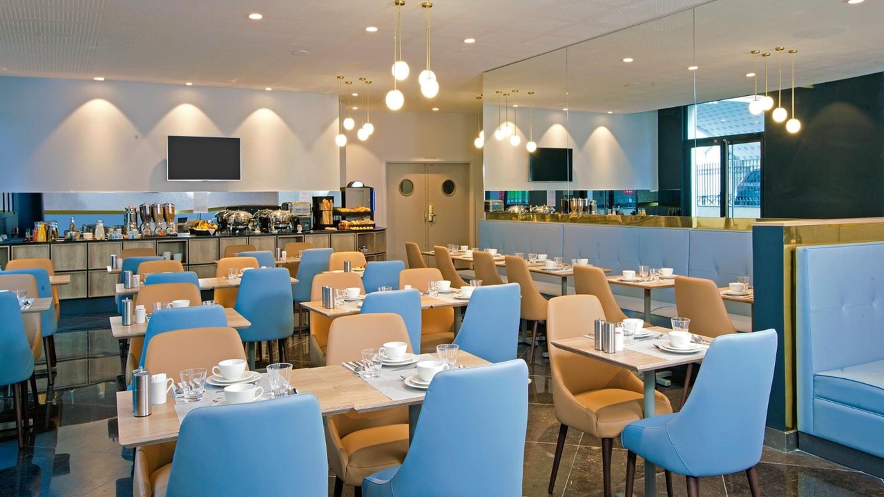 Photo of Others in Puteaux