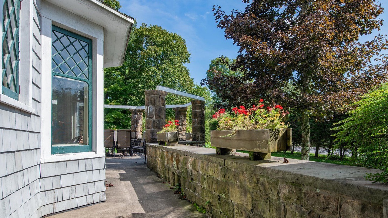 Photo of Patio Balcony in Eagles Mere