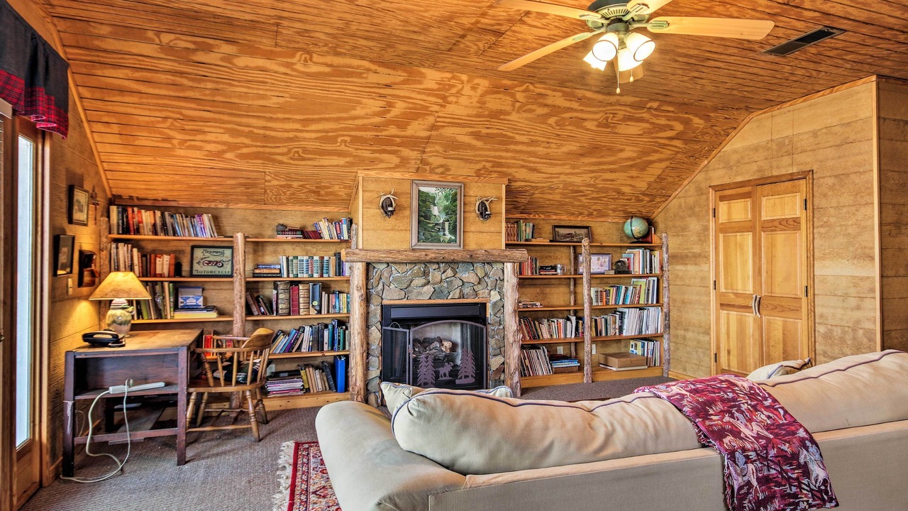 Photo of Livingroom in Ridgeway