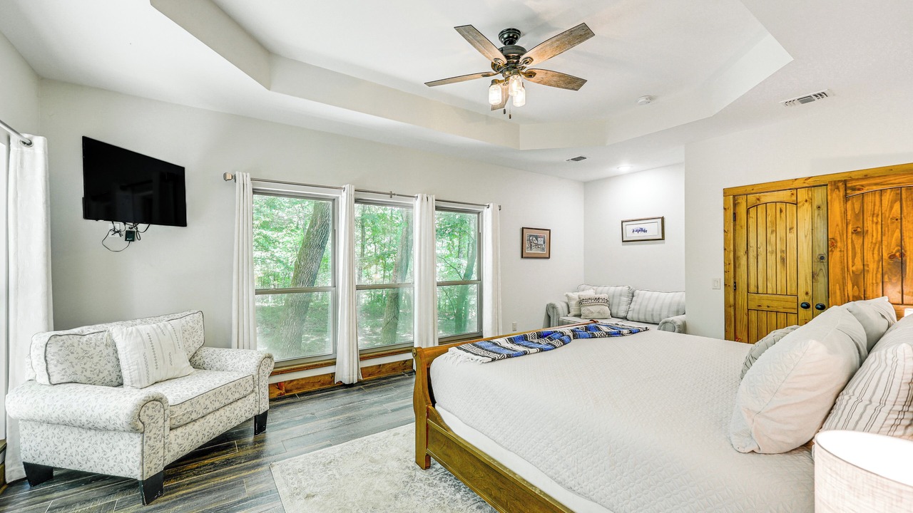 Photo of Bedroom in Golden