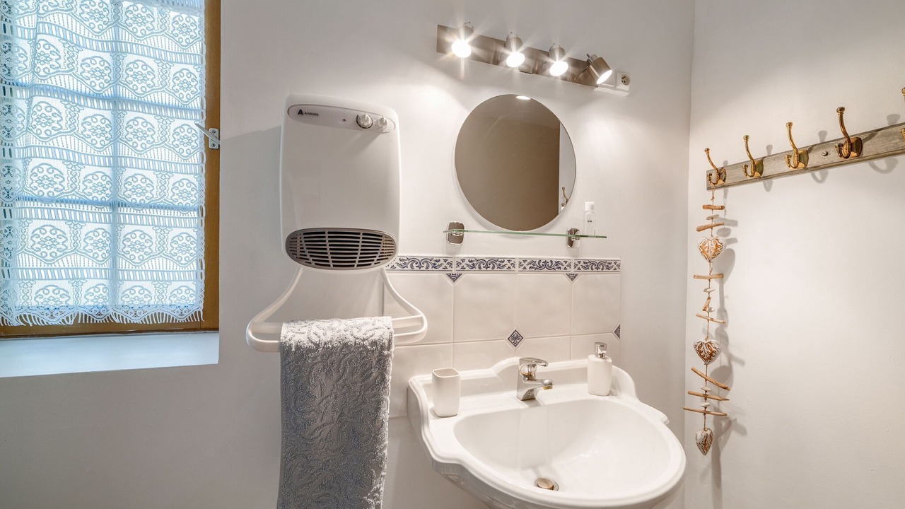 Photo of Bathroom in Touffailles
