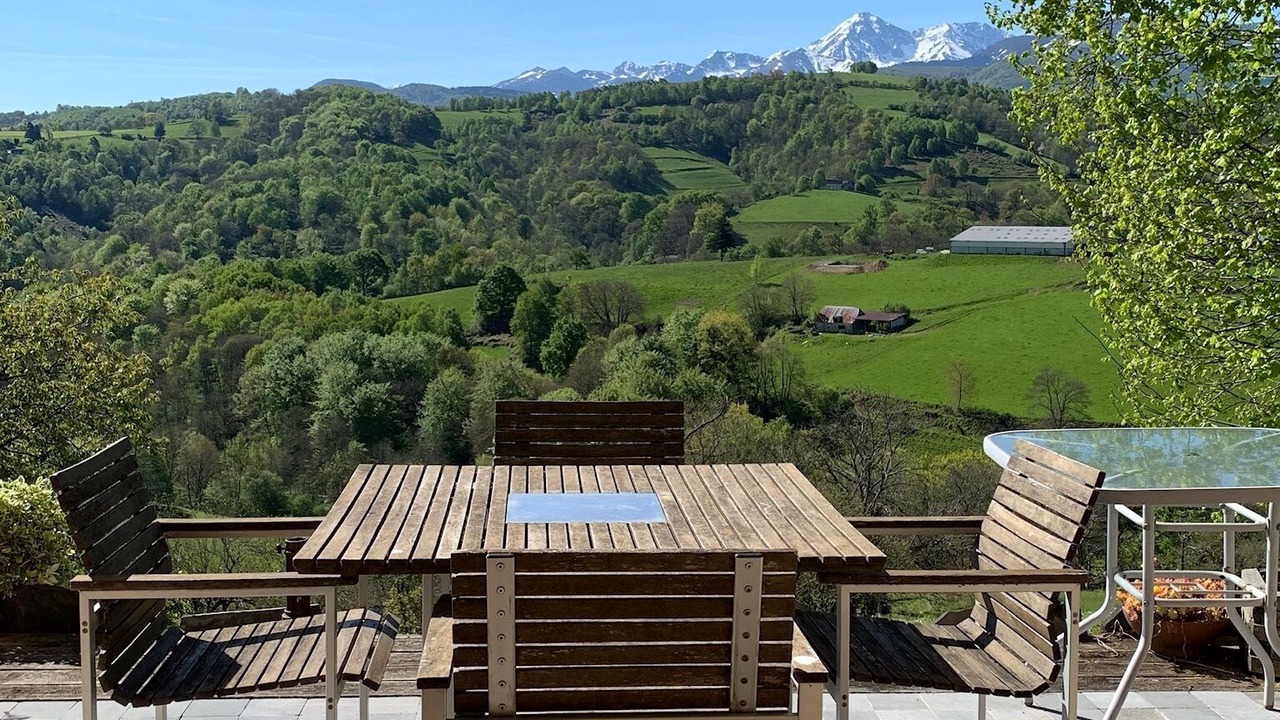 Photo of Outdoor in Astugue