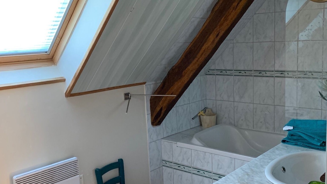 Photo of Bathroom in Astugue