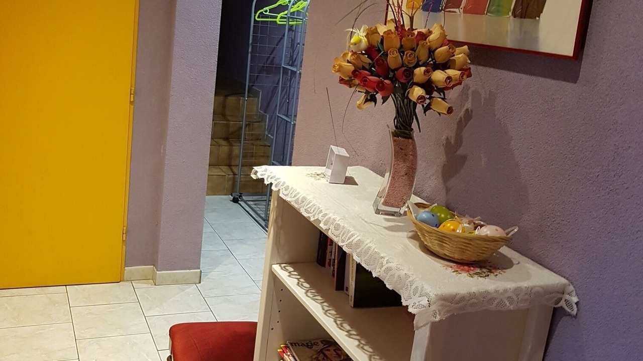 Photo of Others in Destry